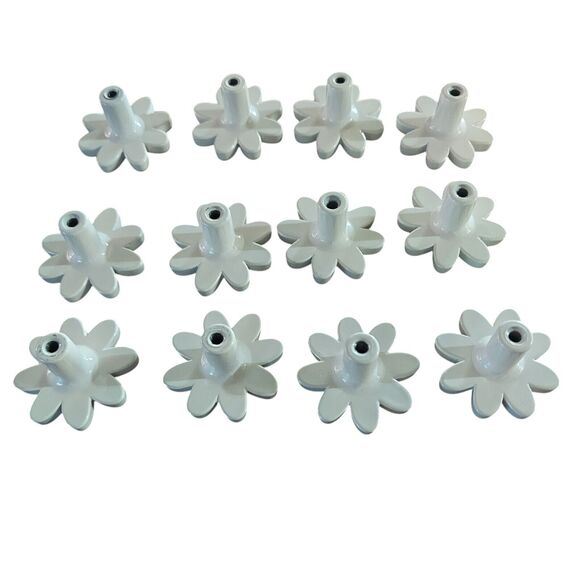 Daisy Drawer Knobs/Pulls 12 with Screws 1.5" - Picture 3 of 5